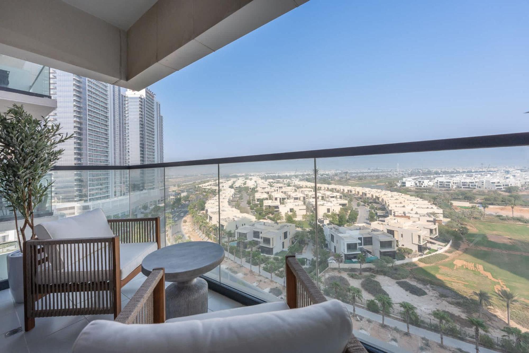 Cozy 1-bedroom At Golf In Damac Hills With Relaxing Views! * Dubaï
