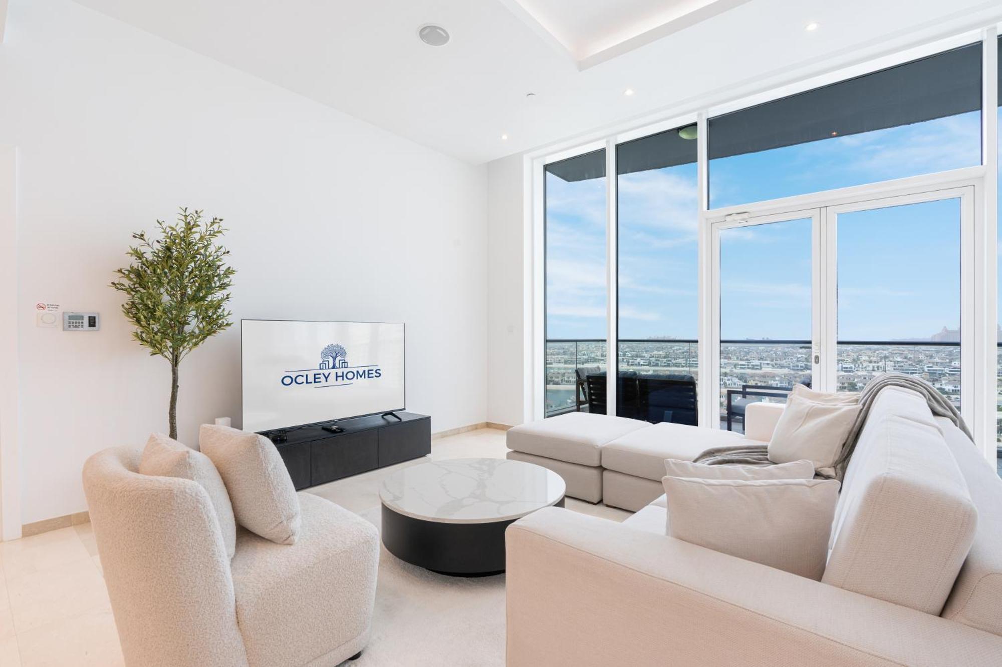 Palm Next To Nakheel Mall With Private Appartement