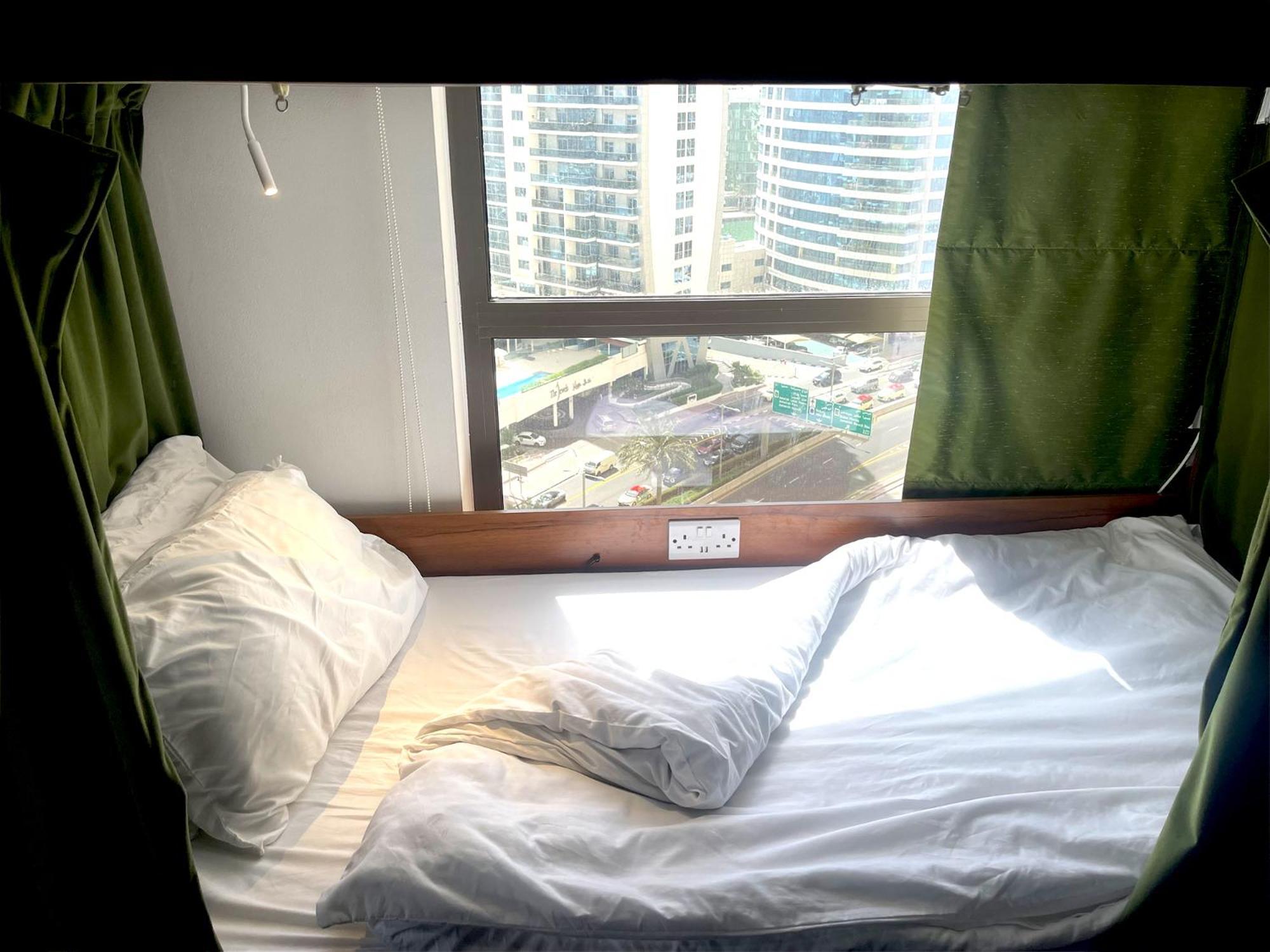 Auberge de jeunesse Royal Beach Residences *