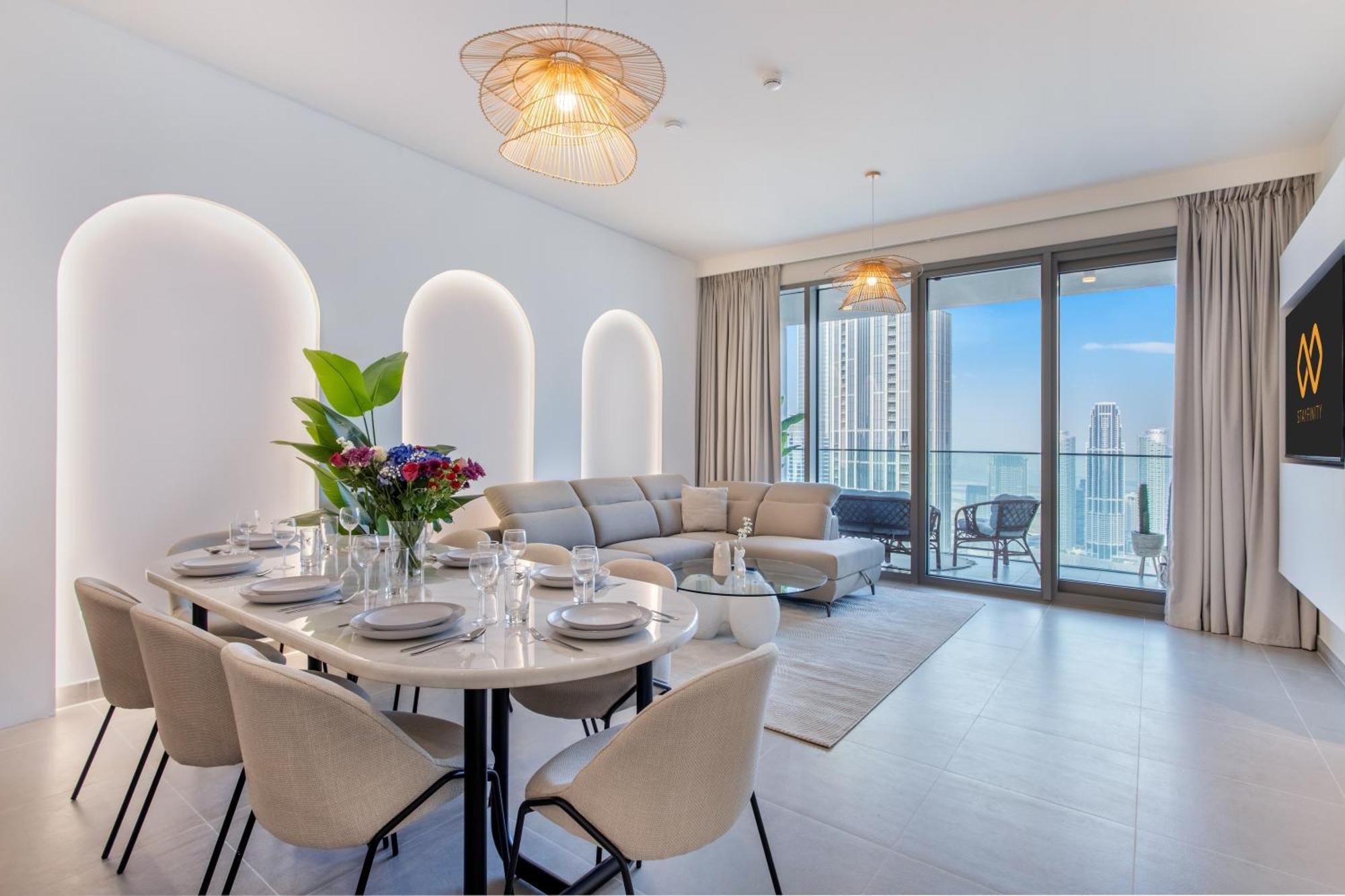 65th High Floor - 4 Bedroom With Opera, Fountain & Burj Khalifa View - Downtown - Tower 1 By Stayfinity For Max 9 Guests Lägenhet Dubai