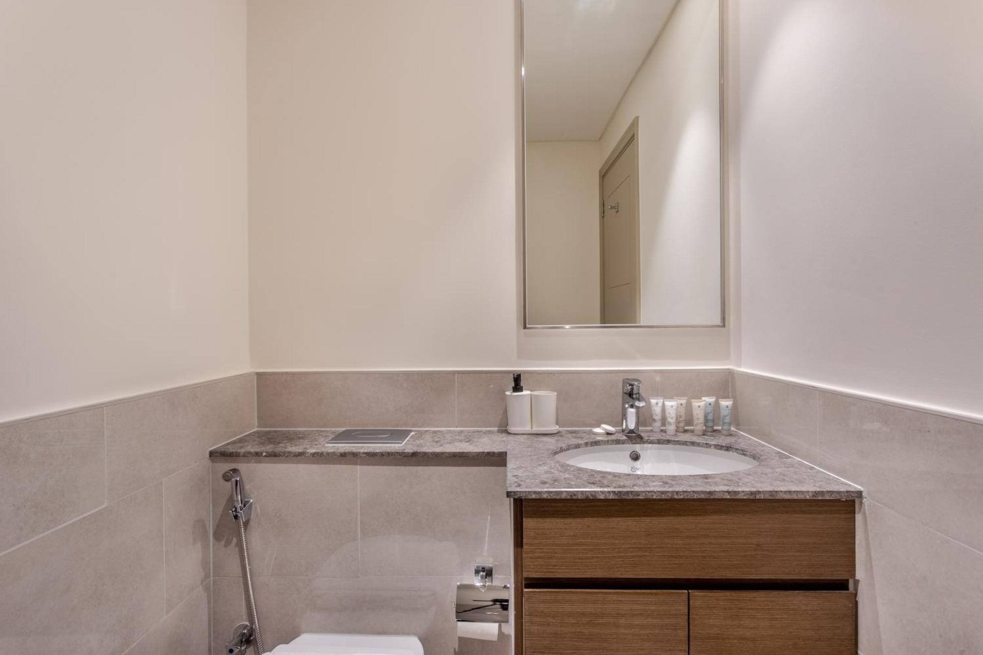Lägenhet 65th High Floor - 4 Bedroom With Opera, Fountain & Burj Khalifa View - Downtown - Tower 1 By Stayfinity For Max 9 Guests