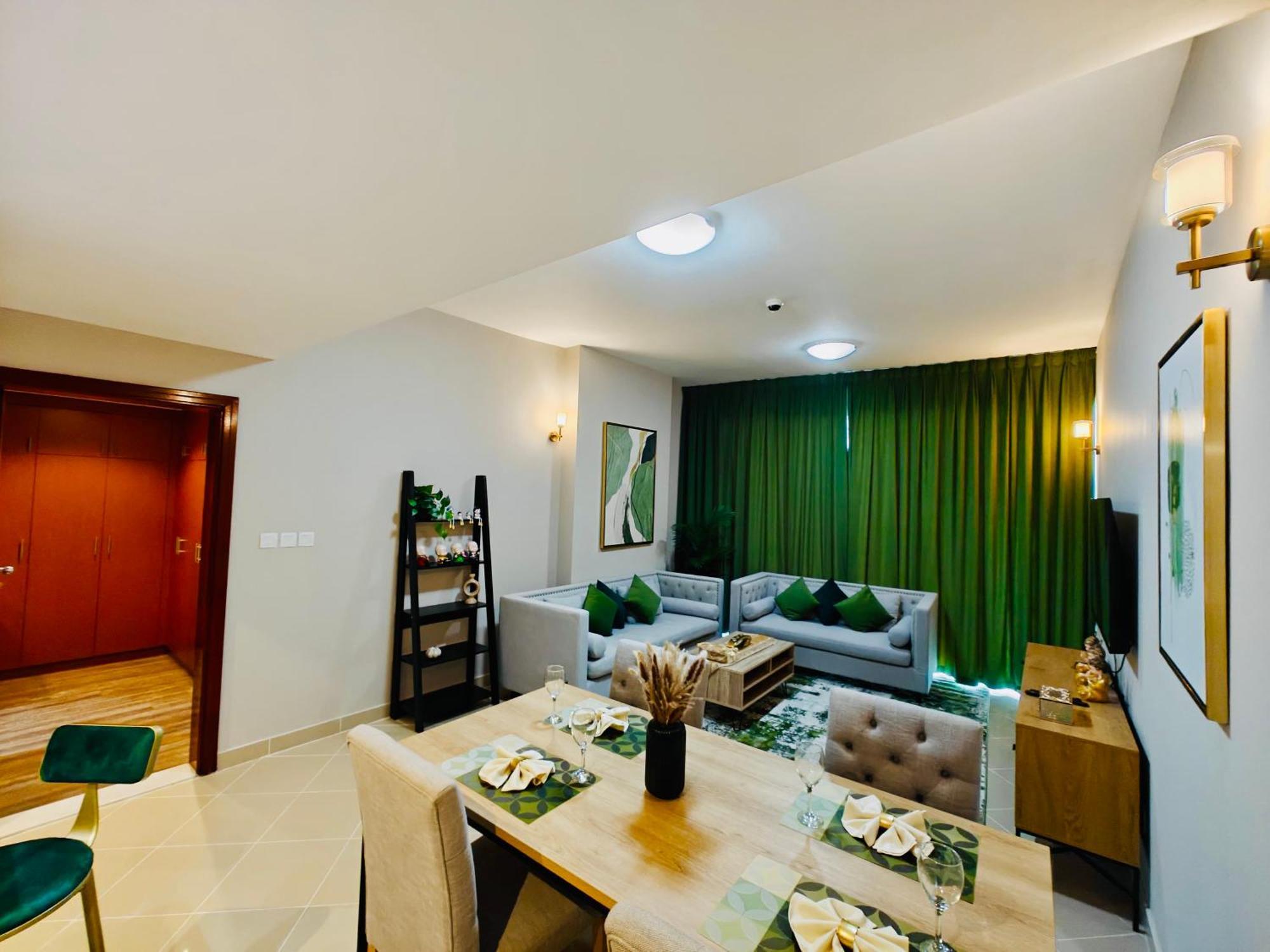 369 Stays- 1 Bedroom In Sports Apartamento Dubái