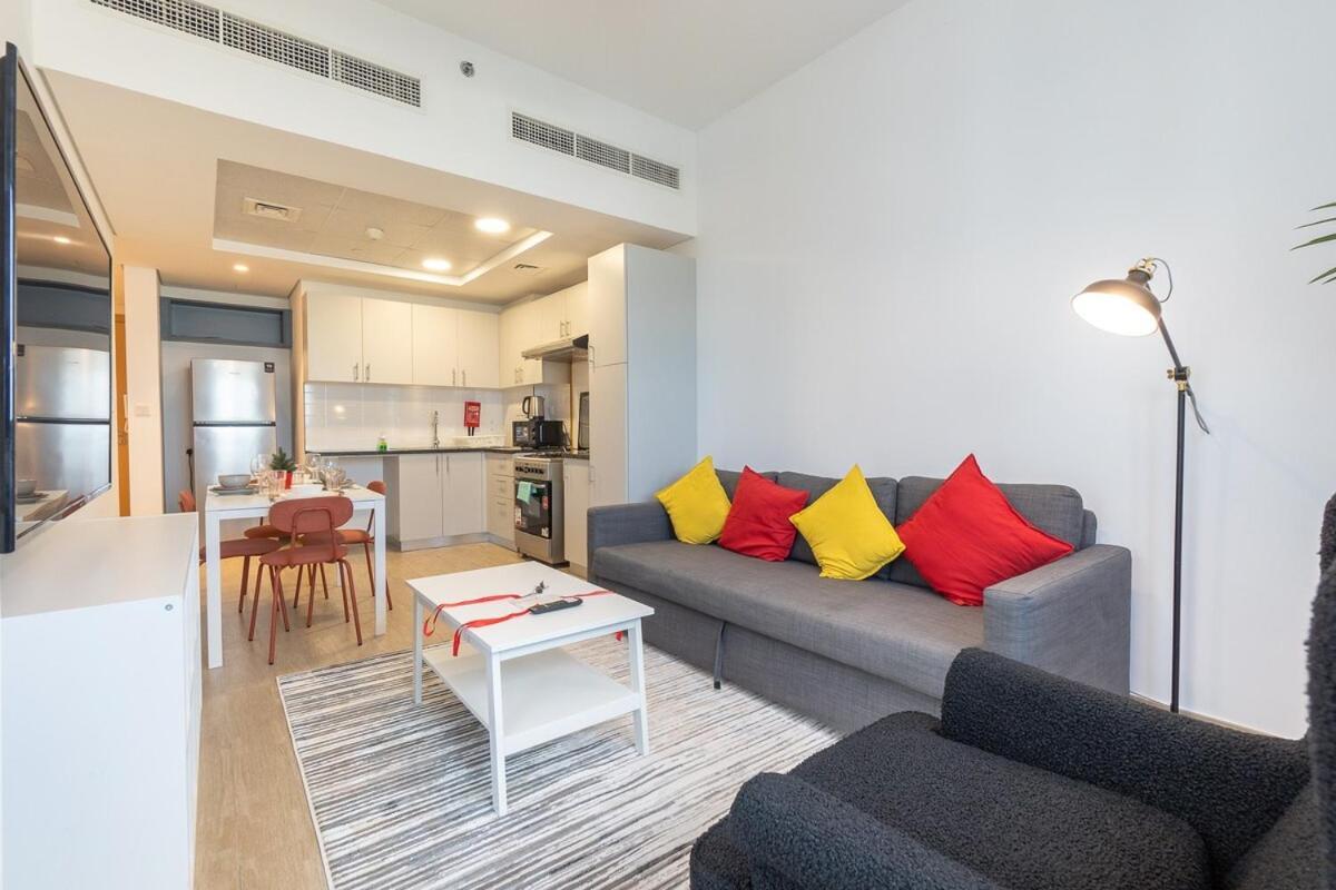 Peaceful 2-bedroom In Jebel Ali Perfect For 6! *