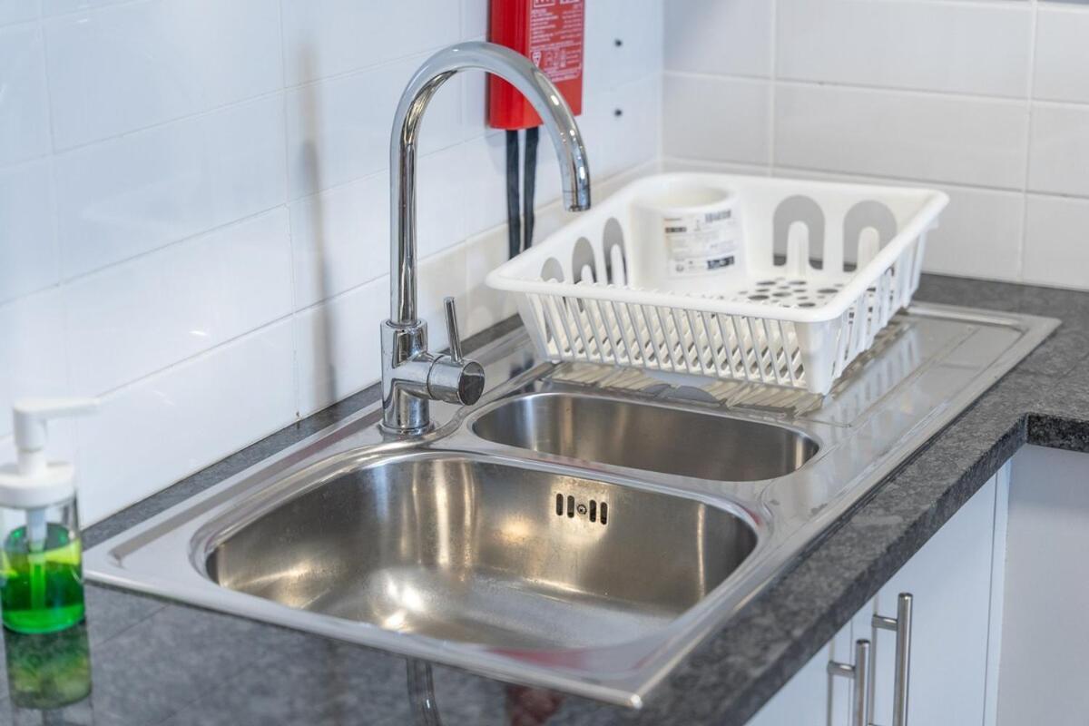Peaceful 2-bedroom In Jebel Ali Perfect For 6! Apartamento *