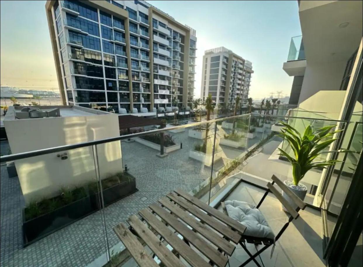 Galaxy In Azizi Riviera Luxury Apartamento *