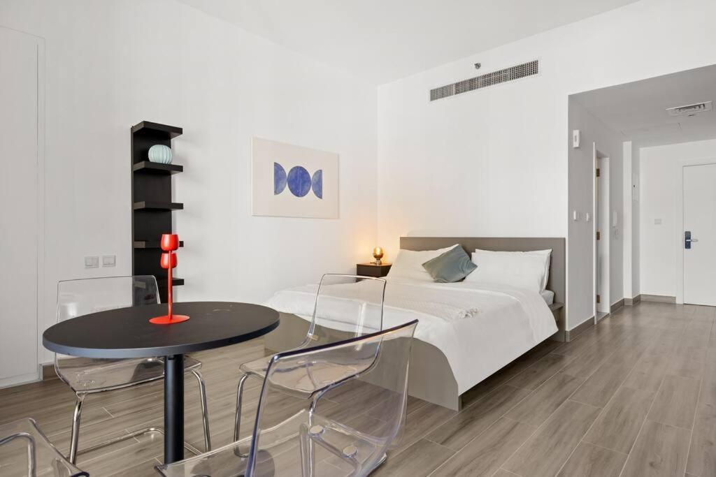 Full Sea View - Spacious & Newly Renovated In Jbr Appartement