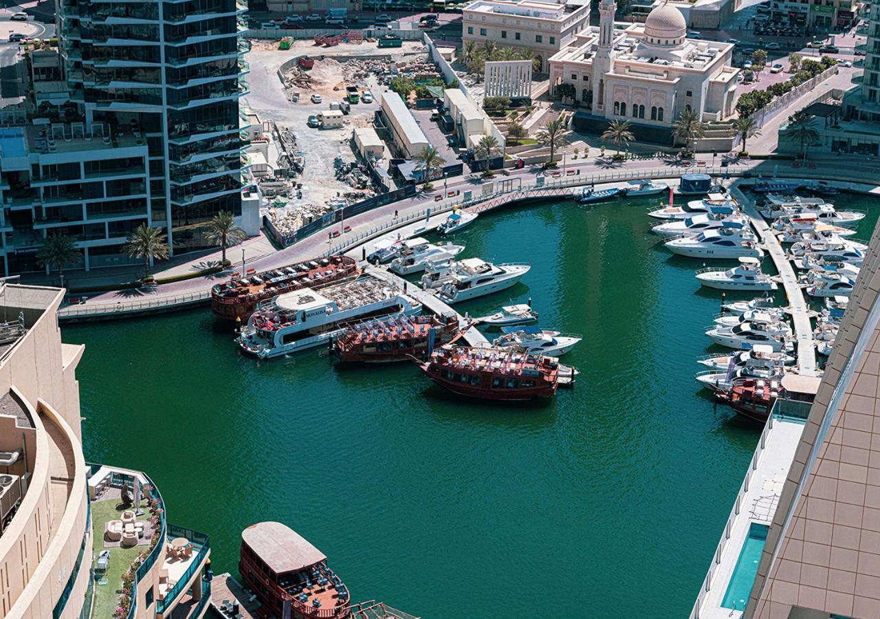 Luxury Beachfront 2bd Apt, Shams, Jbr Dubái
