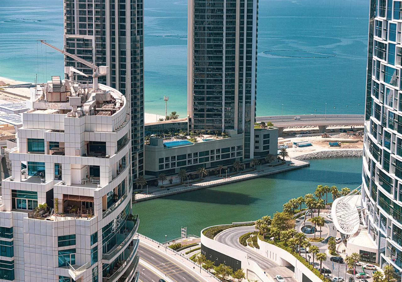 Luxury Beachfront 2bd Apt, Shams, Jbr Apartamento Dubái
