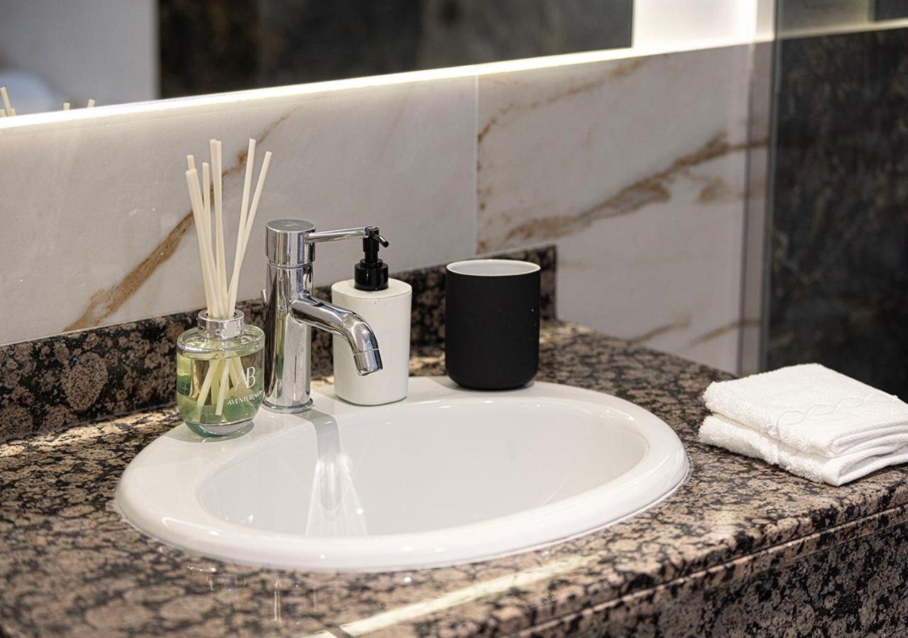 Luxury Beachfront 2bd Apt, Shams, Jbr Apartamento *
