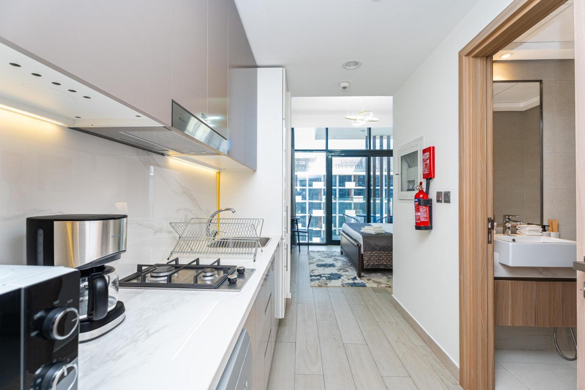 Escape24 Stylish Azizi Riviera 8 Meydan One Dubaï