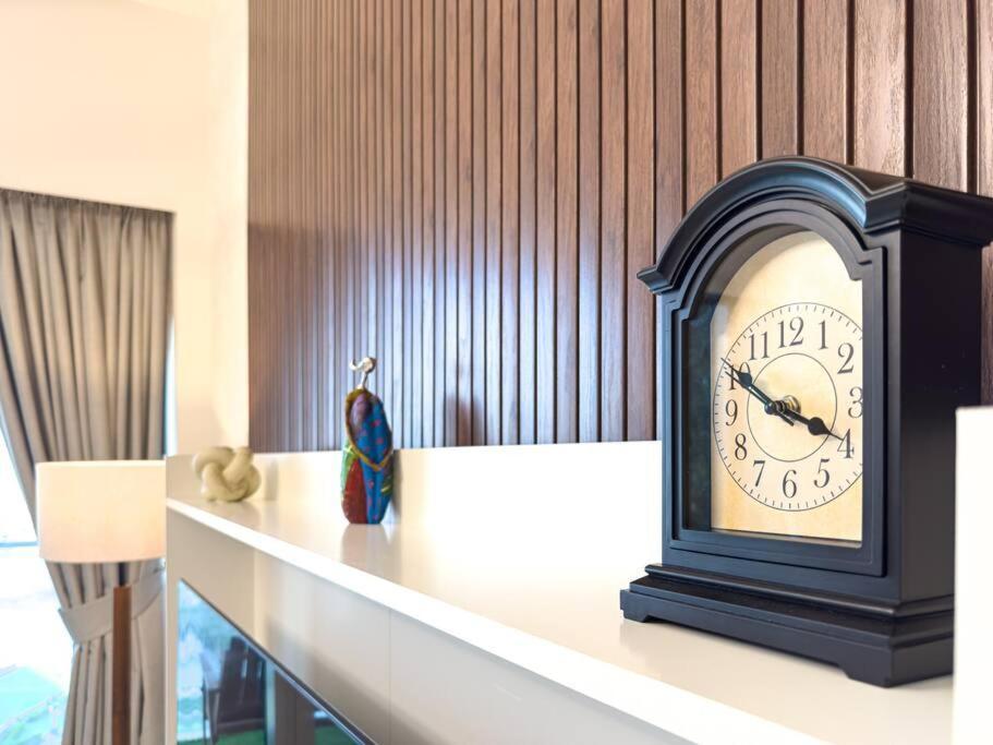 4min To Mall - Pool Access - King Bed Appartement Dubaï