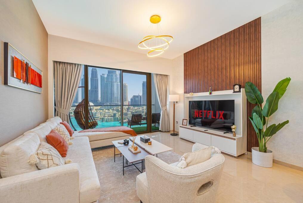 4min To Mall - Pool Access - King Bed * Dubaï