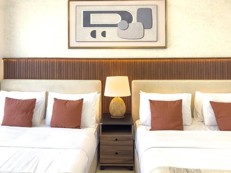 4min To Mall - Pool Access - King Bed * Dubaï