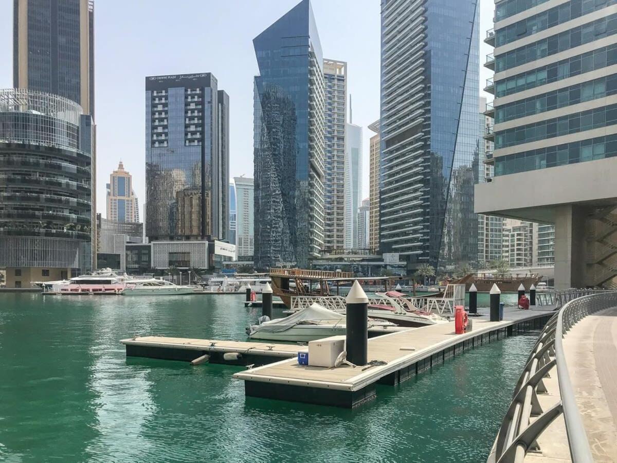 Frank Porter - Marina Quays West Tower Appartement