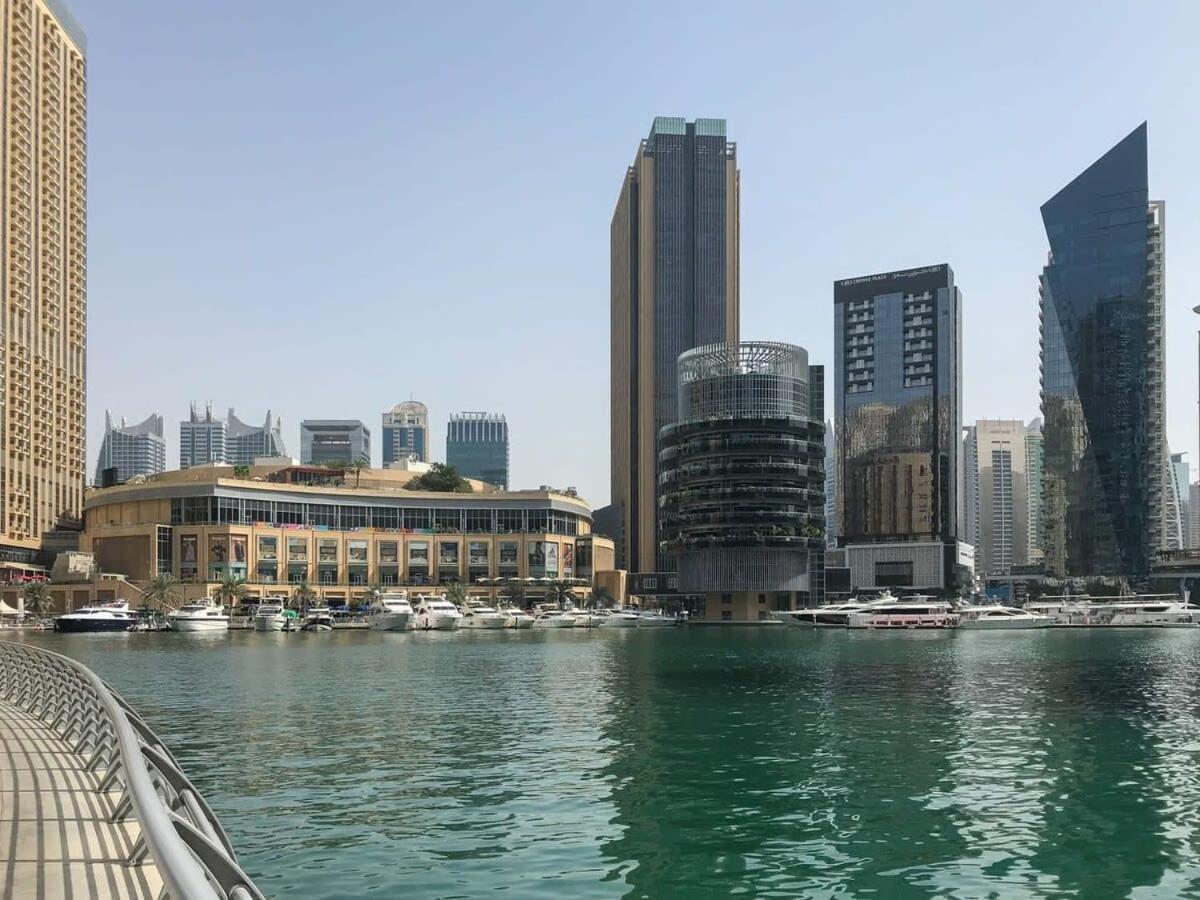 Frank Porter - Marina Quays West Tower Appartement