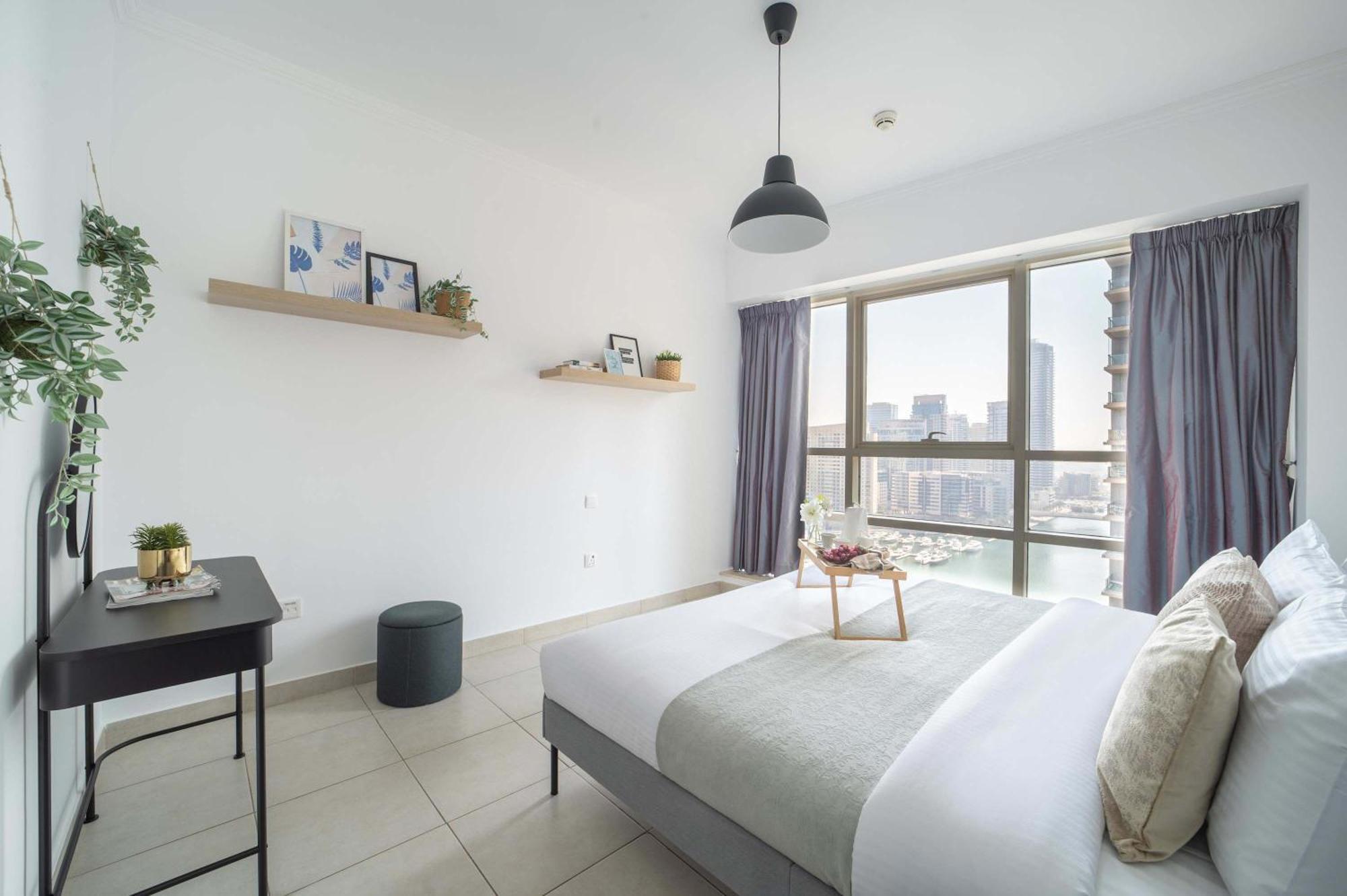 Frank Porter - Marina Quays West Tower