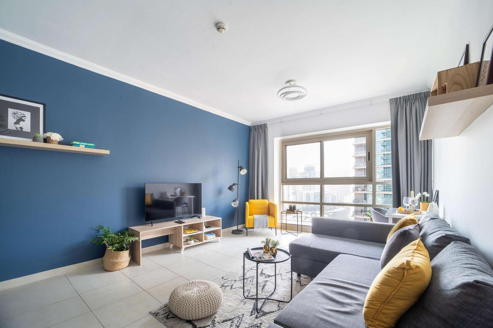 Frank Porter - Marina Quays West Tower Appartement