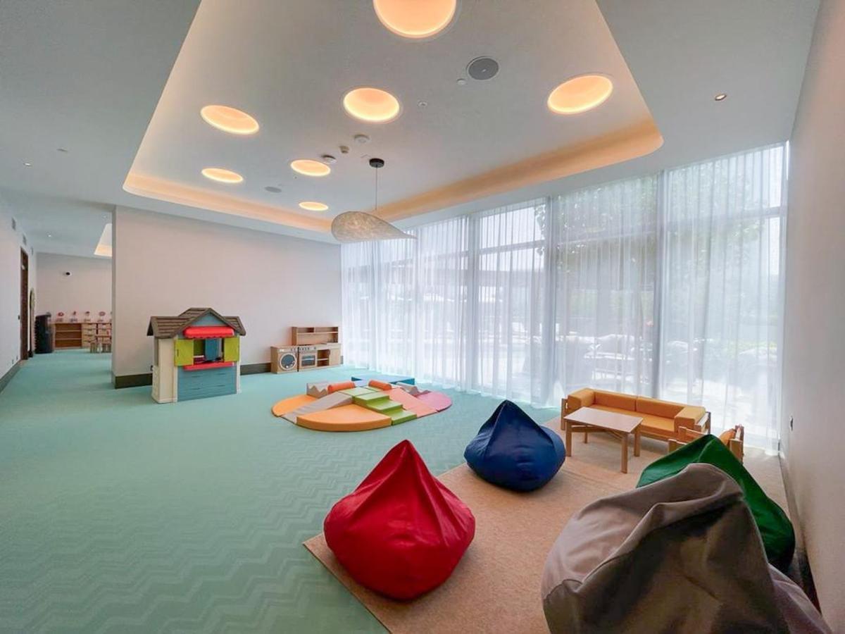 Apartemen Chic For 4 With Burj Khalifa Views *