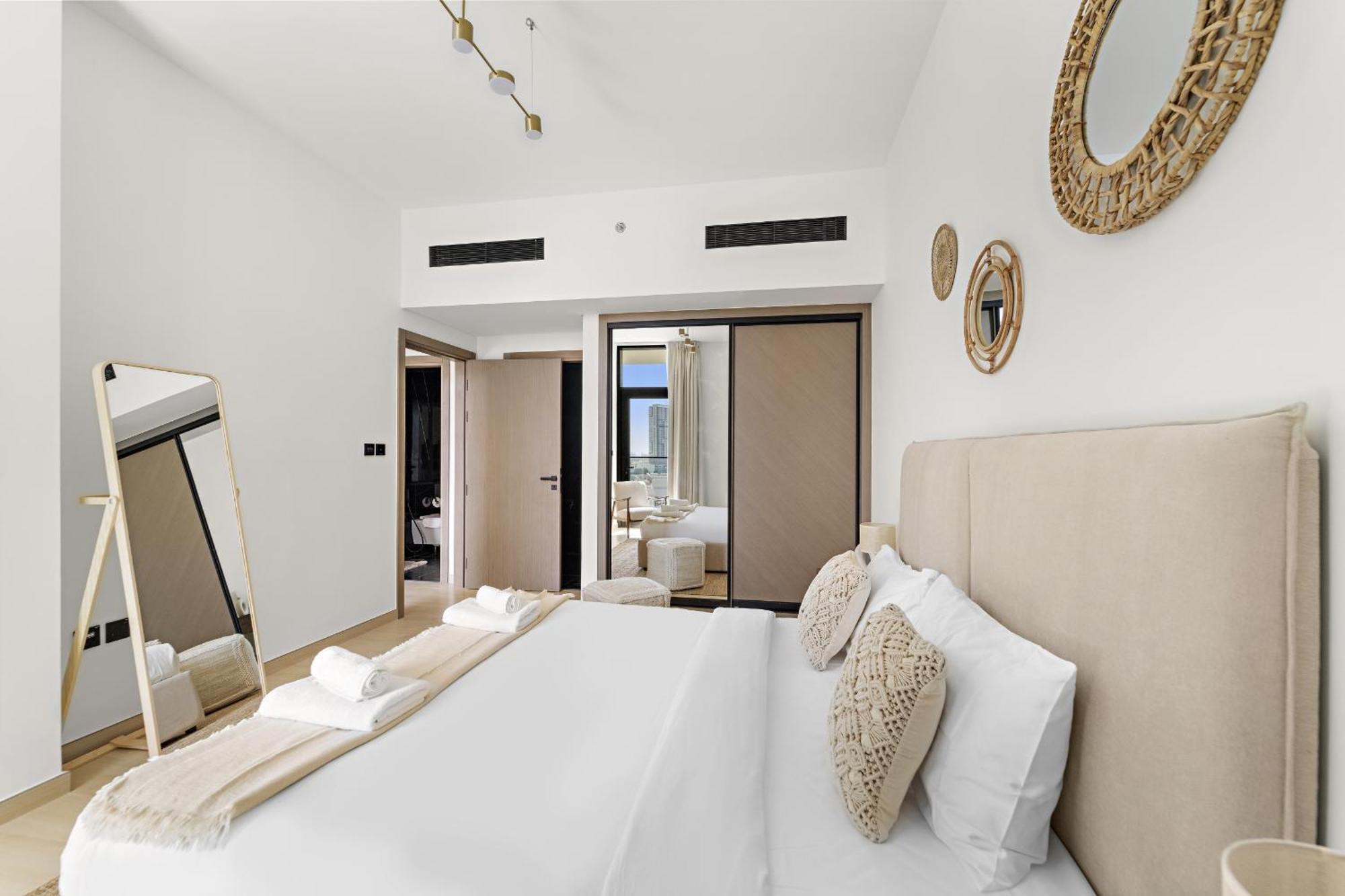 Vayk - Modern 2 Bd Appartement