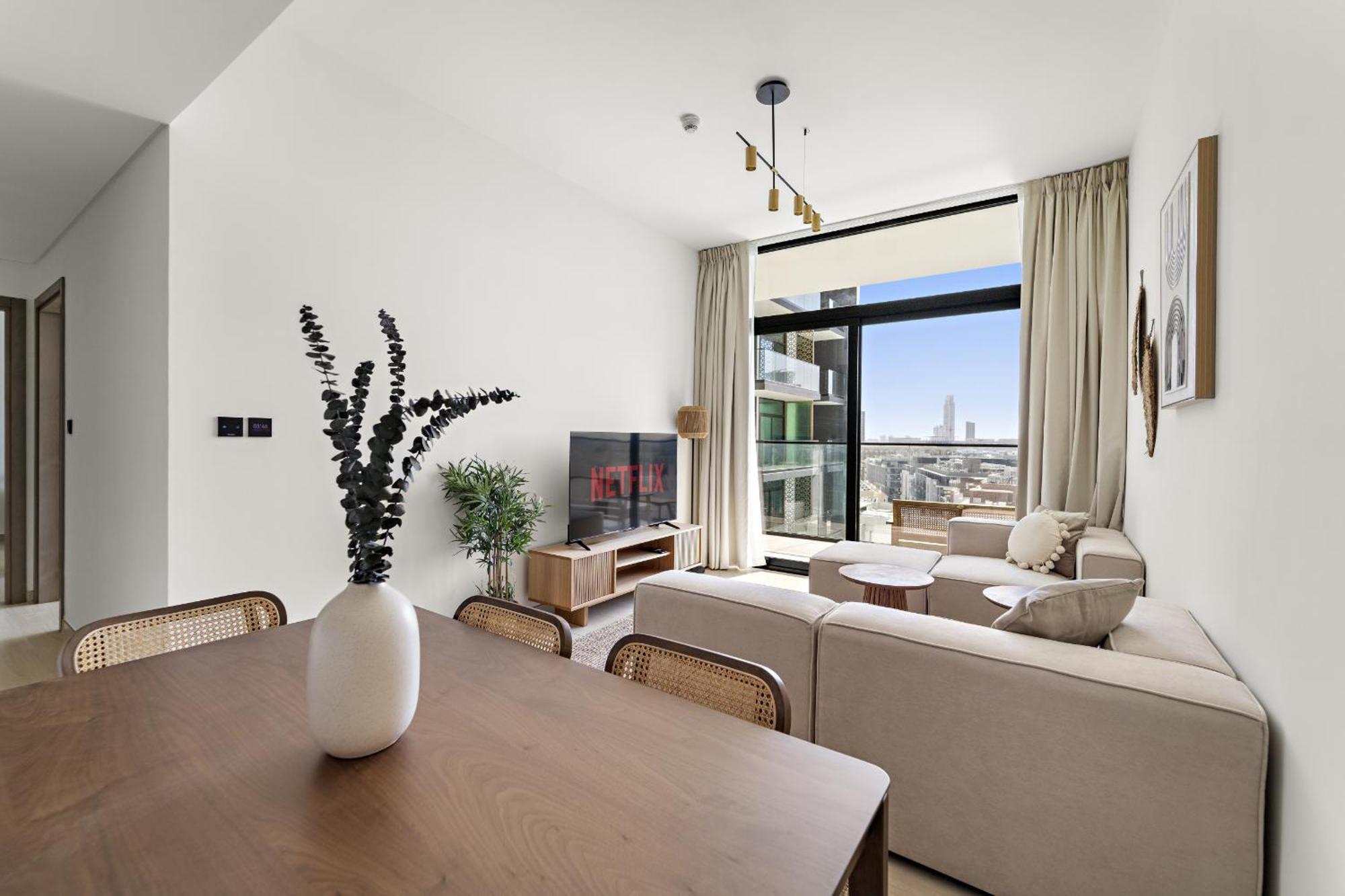 Vayk - Modern 2 Bd Appartement