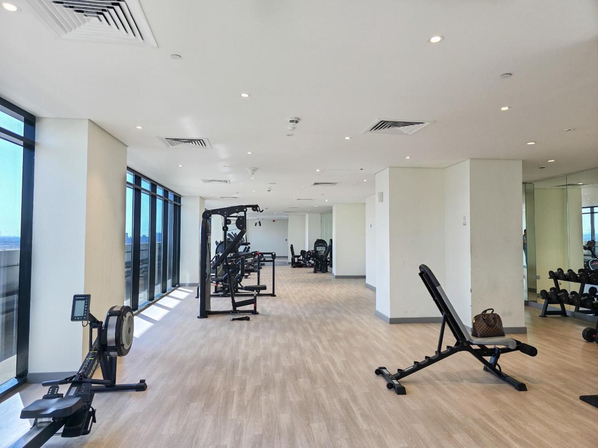 Easygo- Lavish Stu With Pool View In Azizi Riviera Appartement *