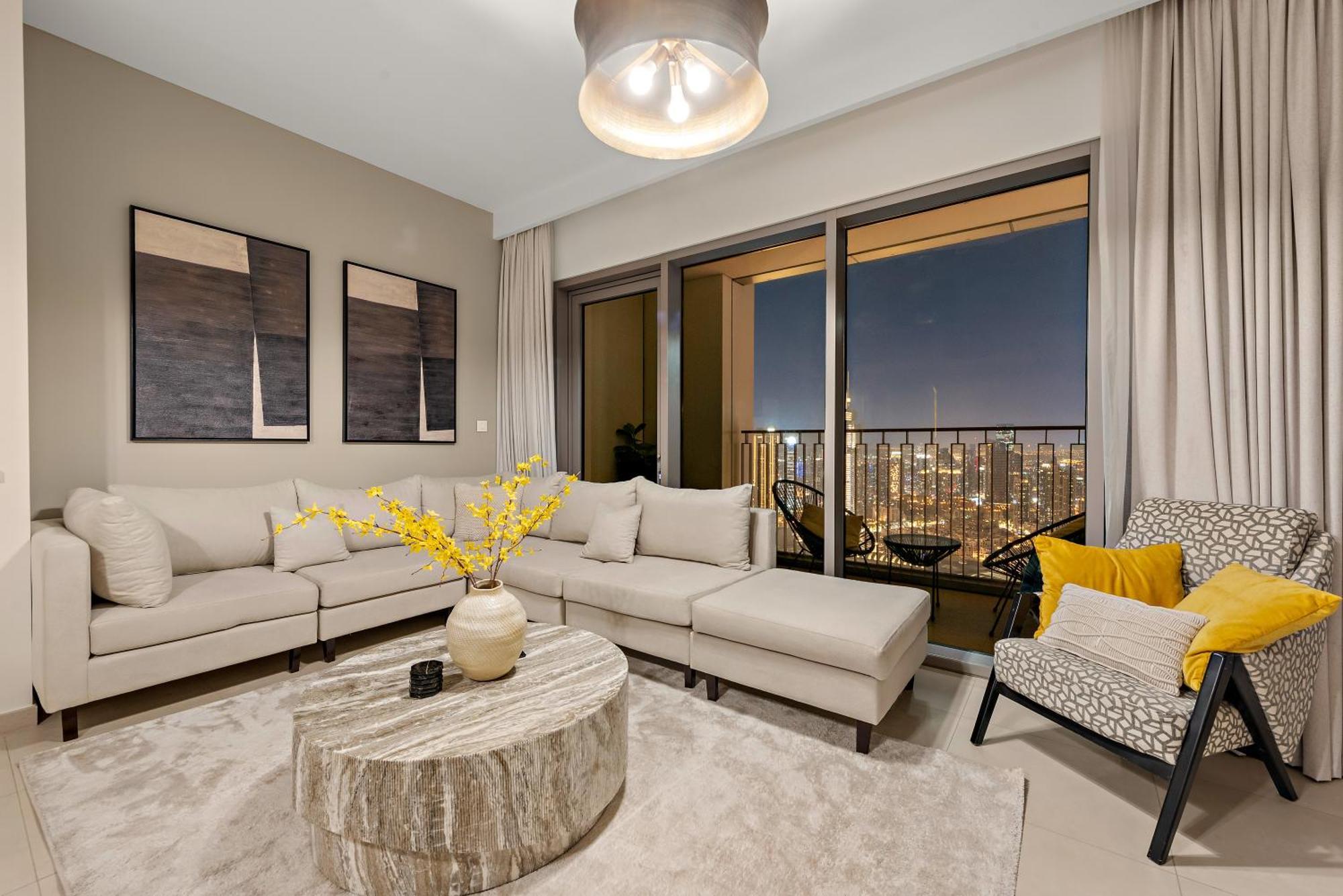 4br With Spacious Balcony & Stunning Burj Khalifa Views Dubaï