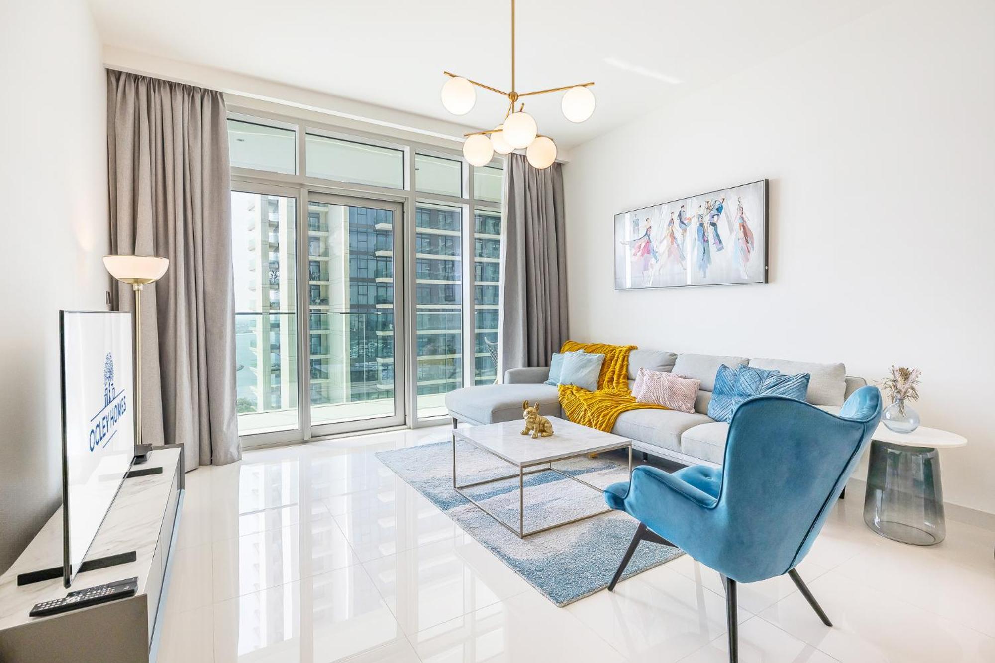 Modern With Private Access Appartement *