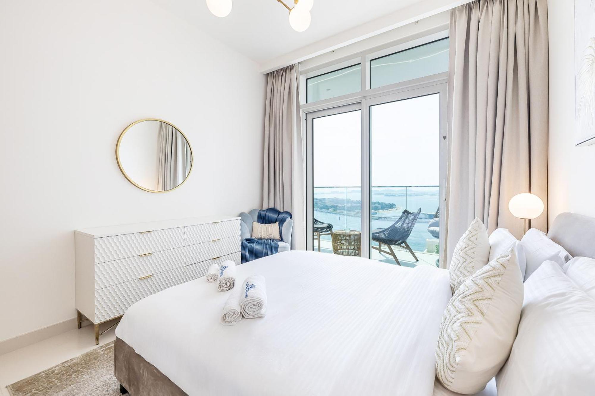 Modern With Private Access Appartement *