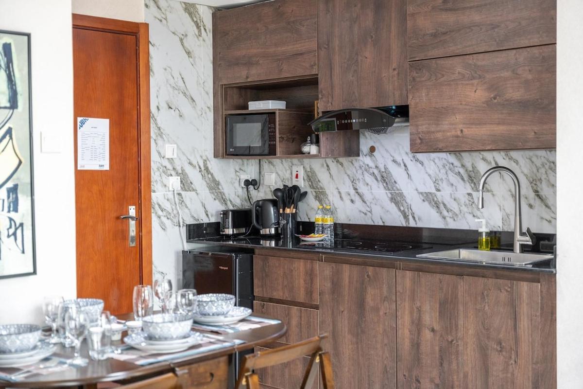 Classy 1-bedroom In Jumeirah Lakes Towers With View! Dubai
