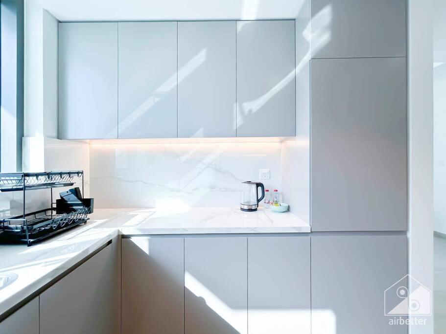 Elegant & Spacious 1bedroom With Balcony Dubaï
