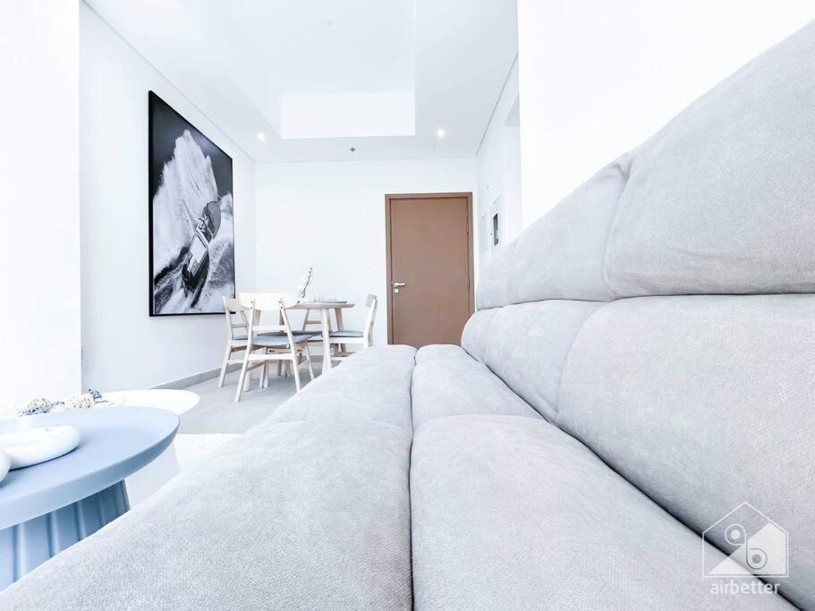 Elegant & Spacious 1bedroom With Balcony * Dubaï