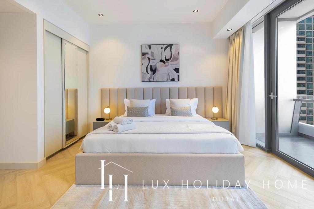Lux The Silverene Marina View 3 *