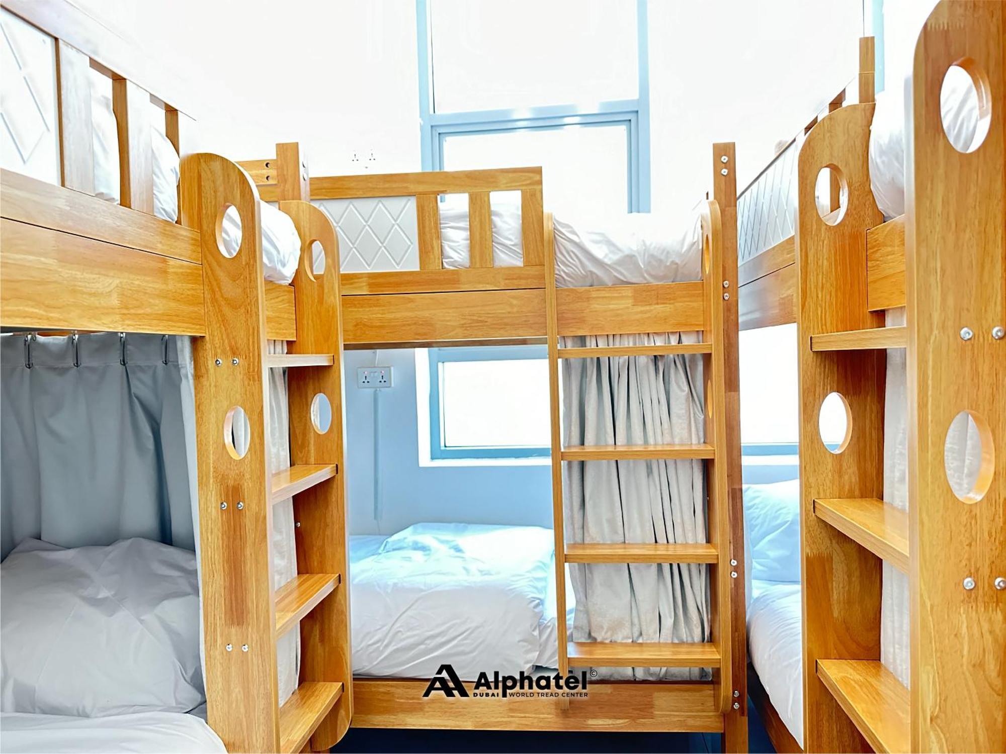Alphatel - World Trade Centre * Dubaï