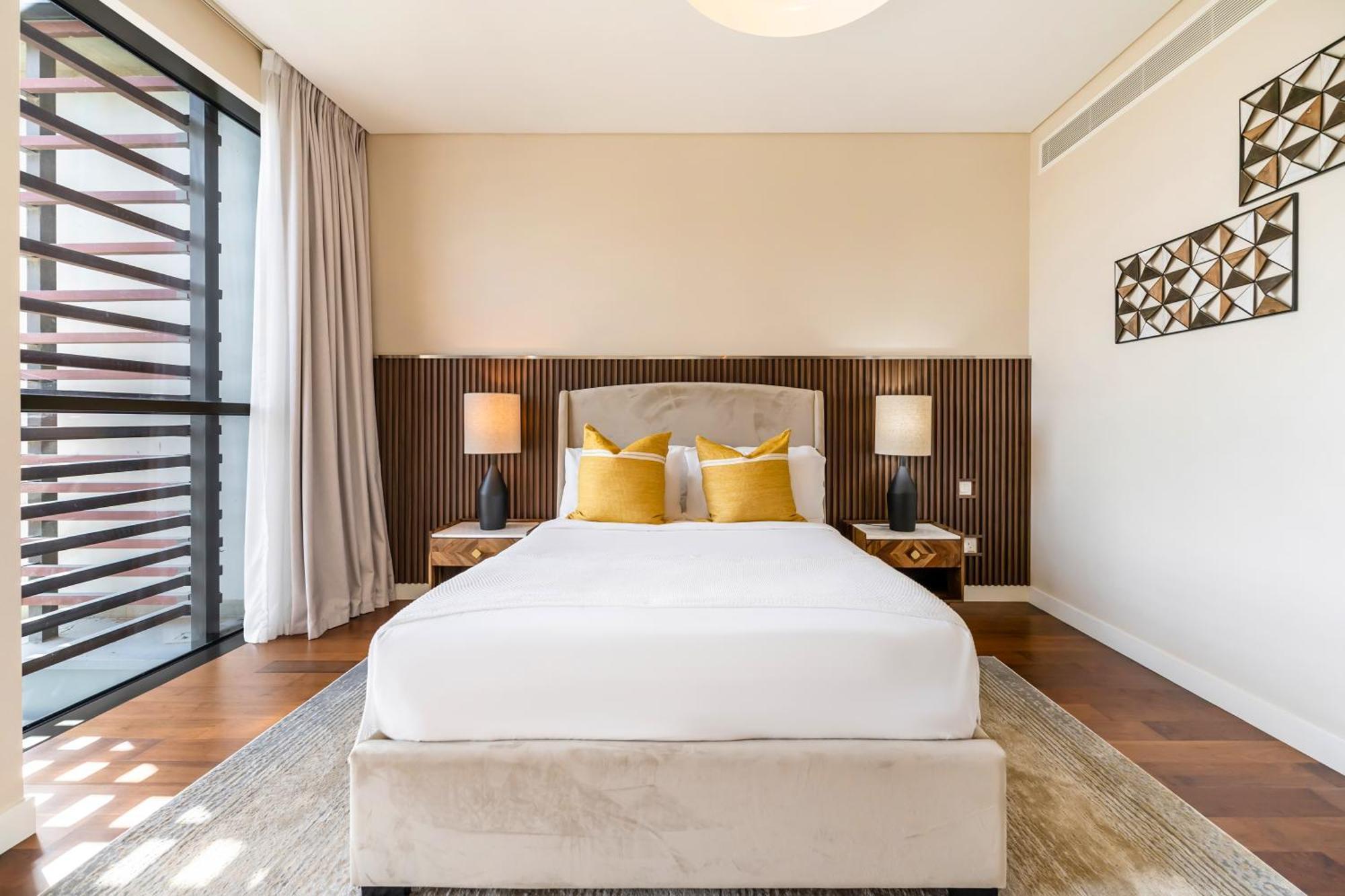 Fam Living - Walk - Urban Staycations Appartement *
