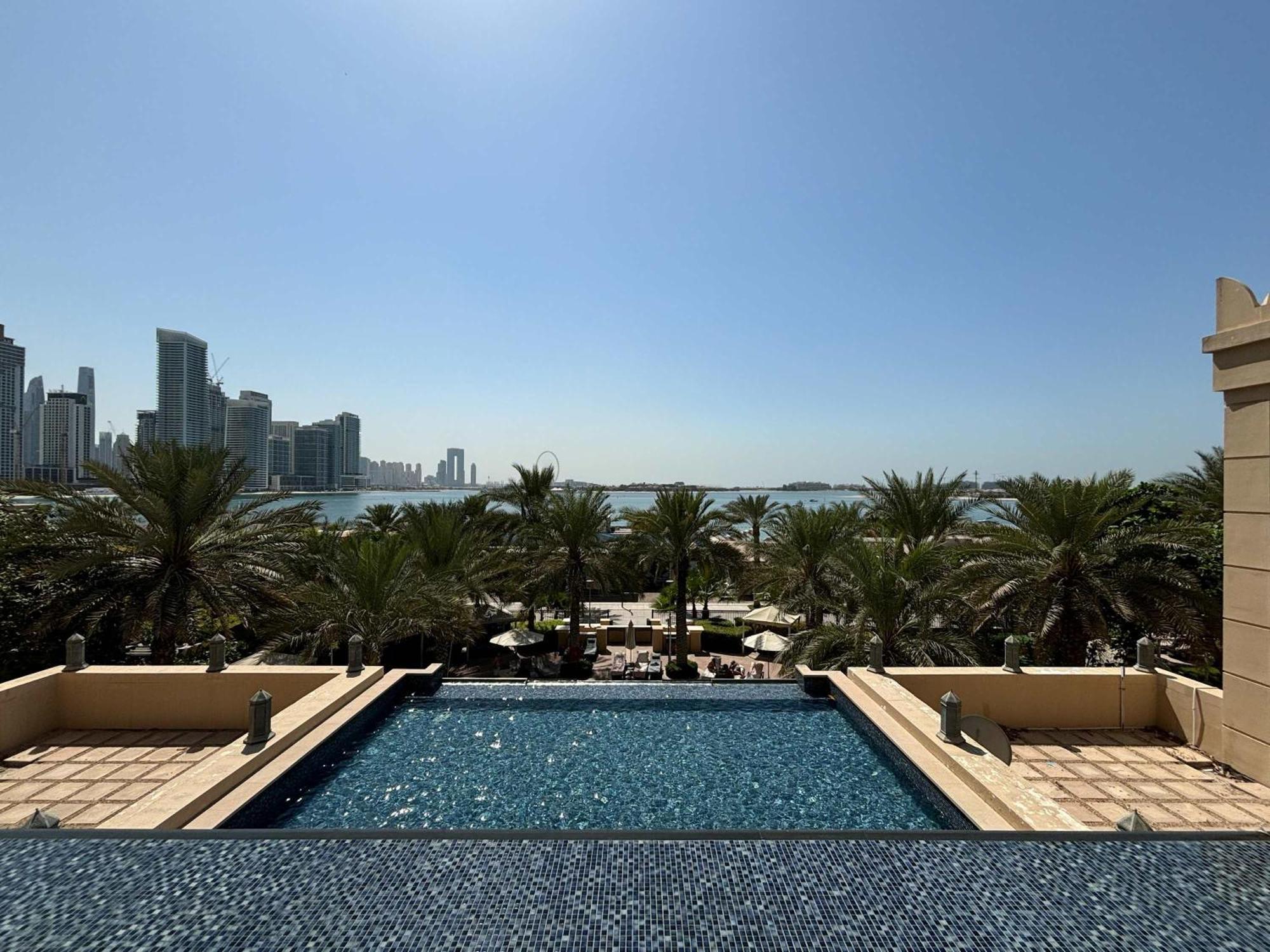 Apartemen Frank Porter - Fairmont South Dubai