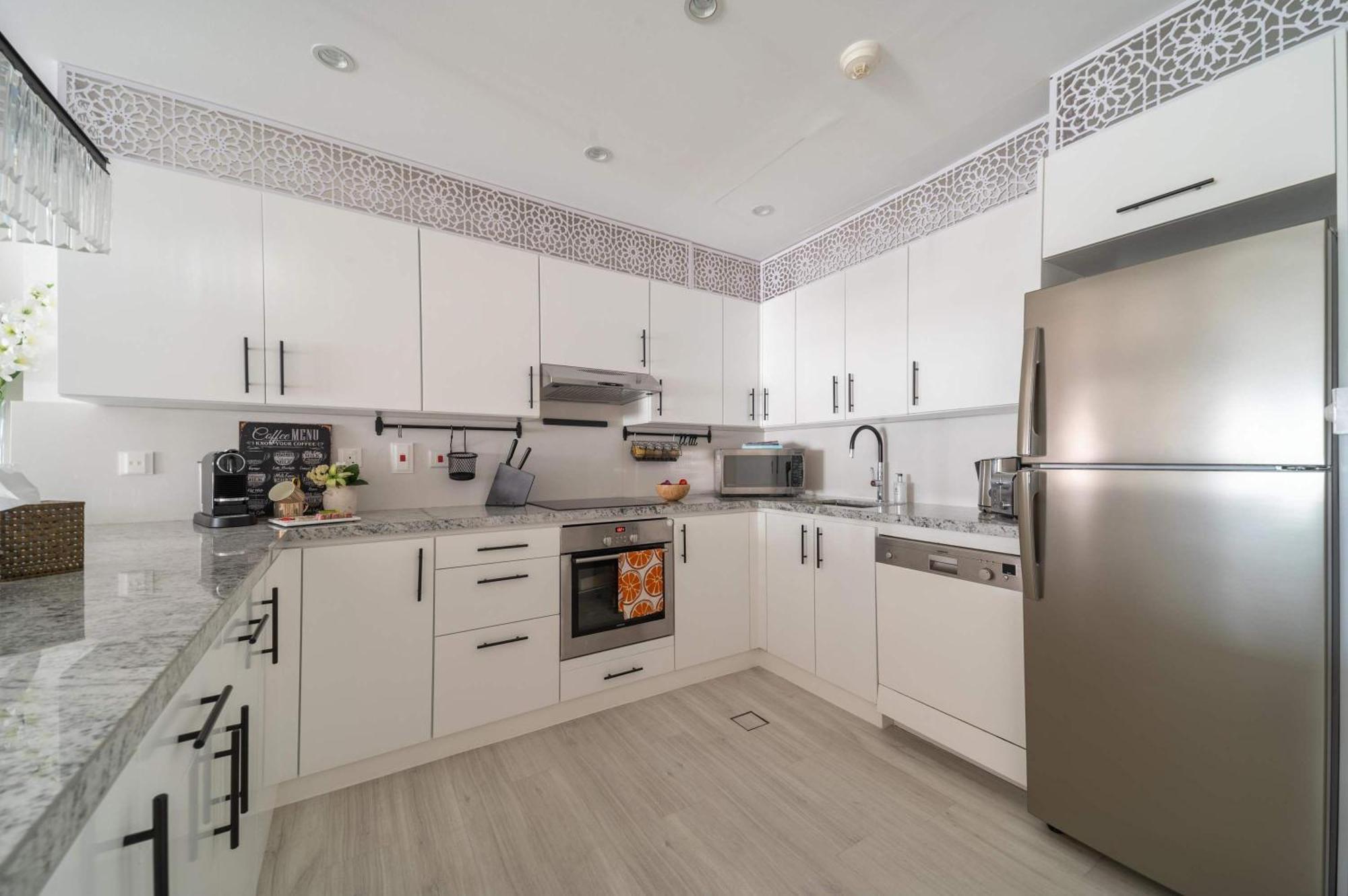 Apartemen Frank Porter - Fairmont South Dubai