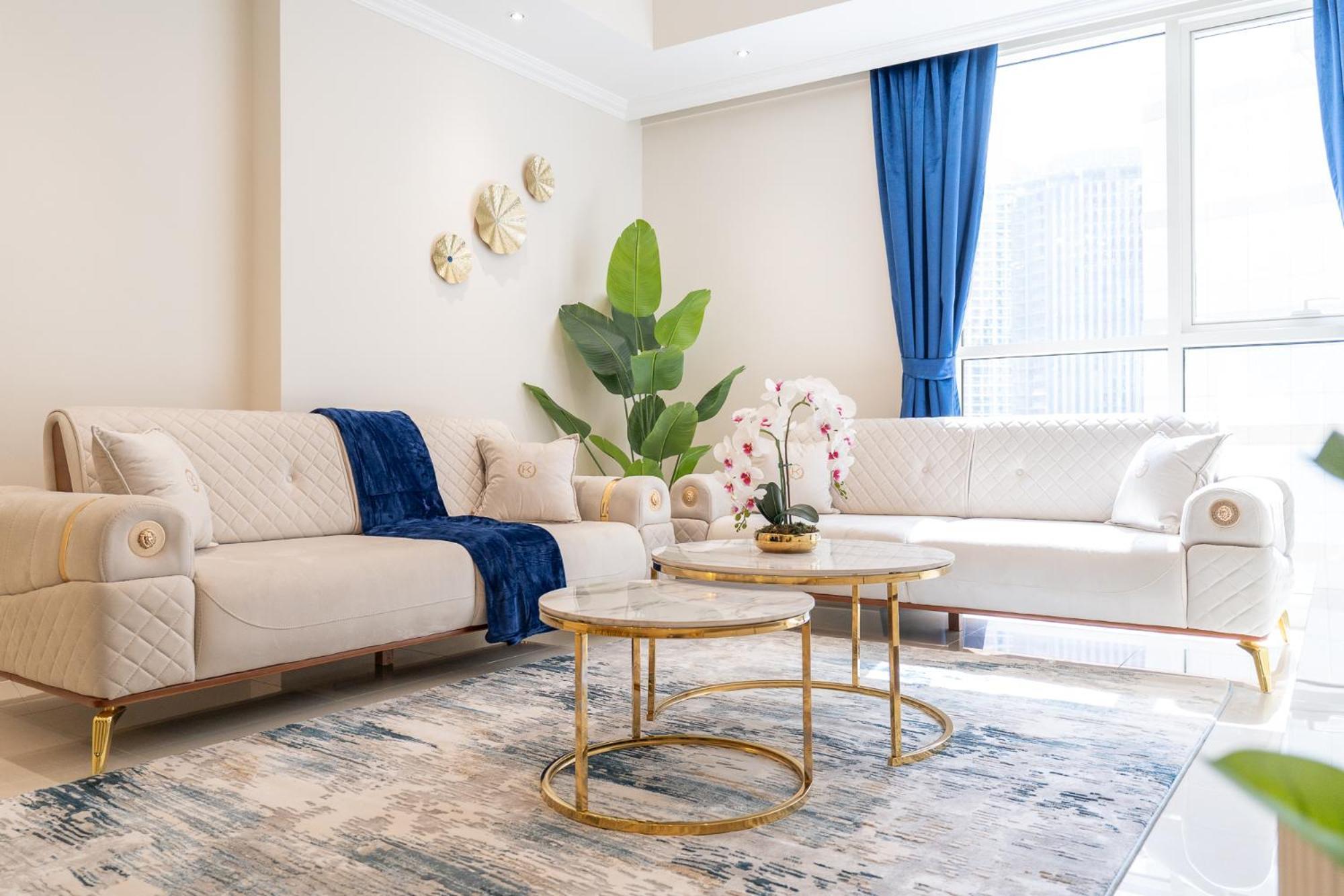 Dunya Tower Luxury And 2 Min Walk To Mall And Burj Khalifa In Heart Of Downtown Apartamento Dubái