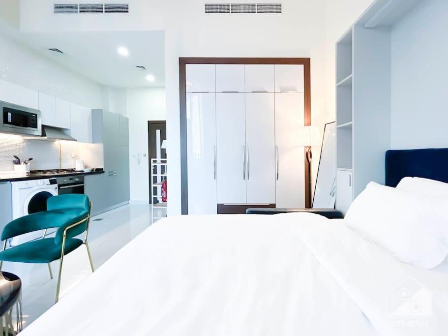 City Serenity Modern Studio With Stunning Views Appartement Dubaï