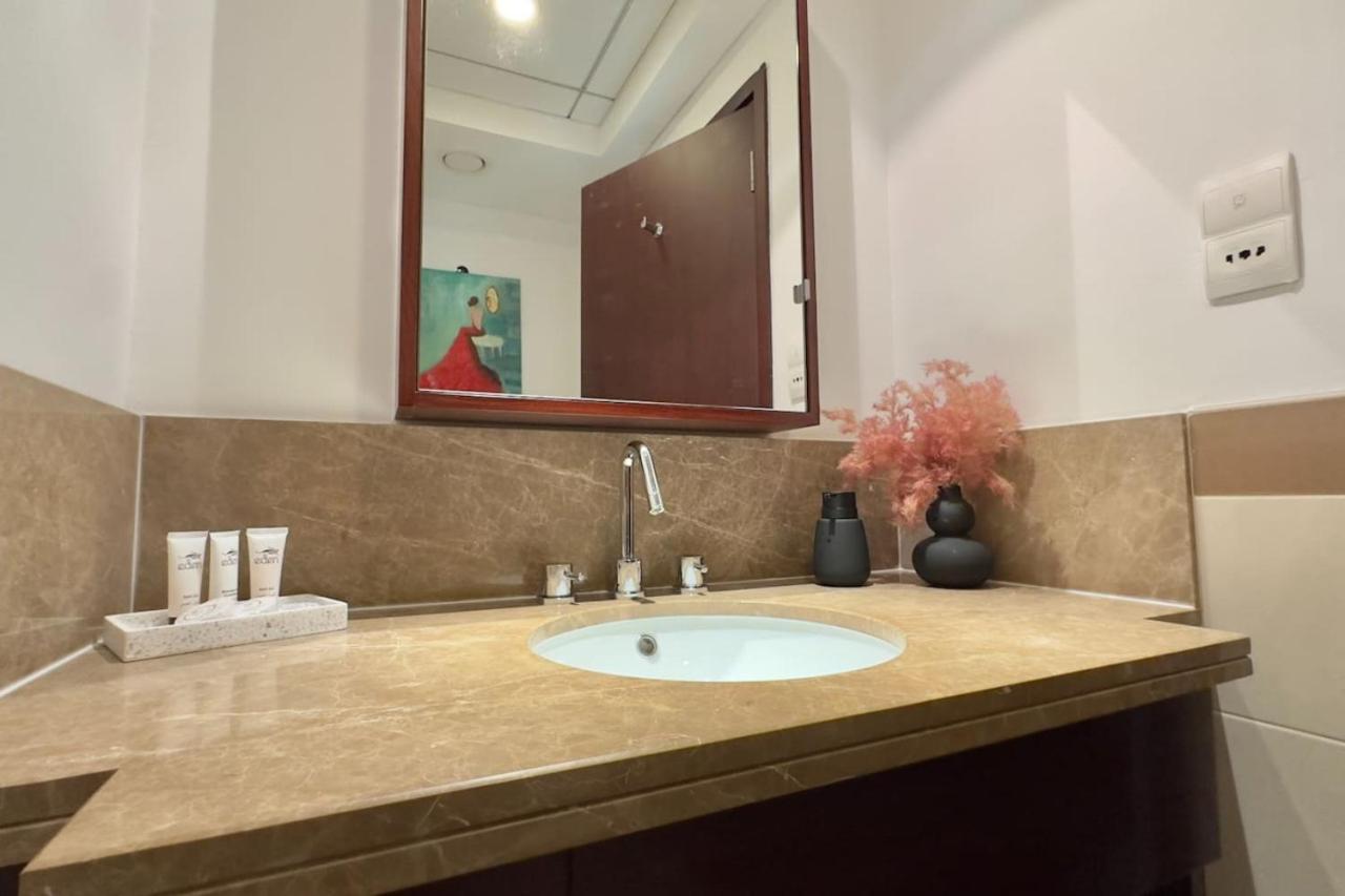 Appartement 1br High Floor At Boulevard 29 Near Mall By Vibel