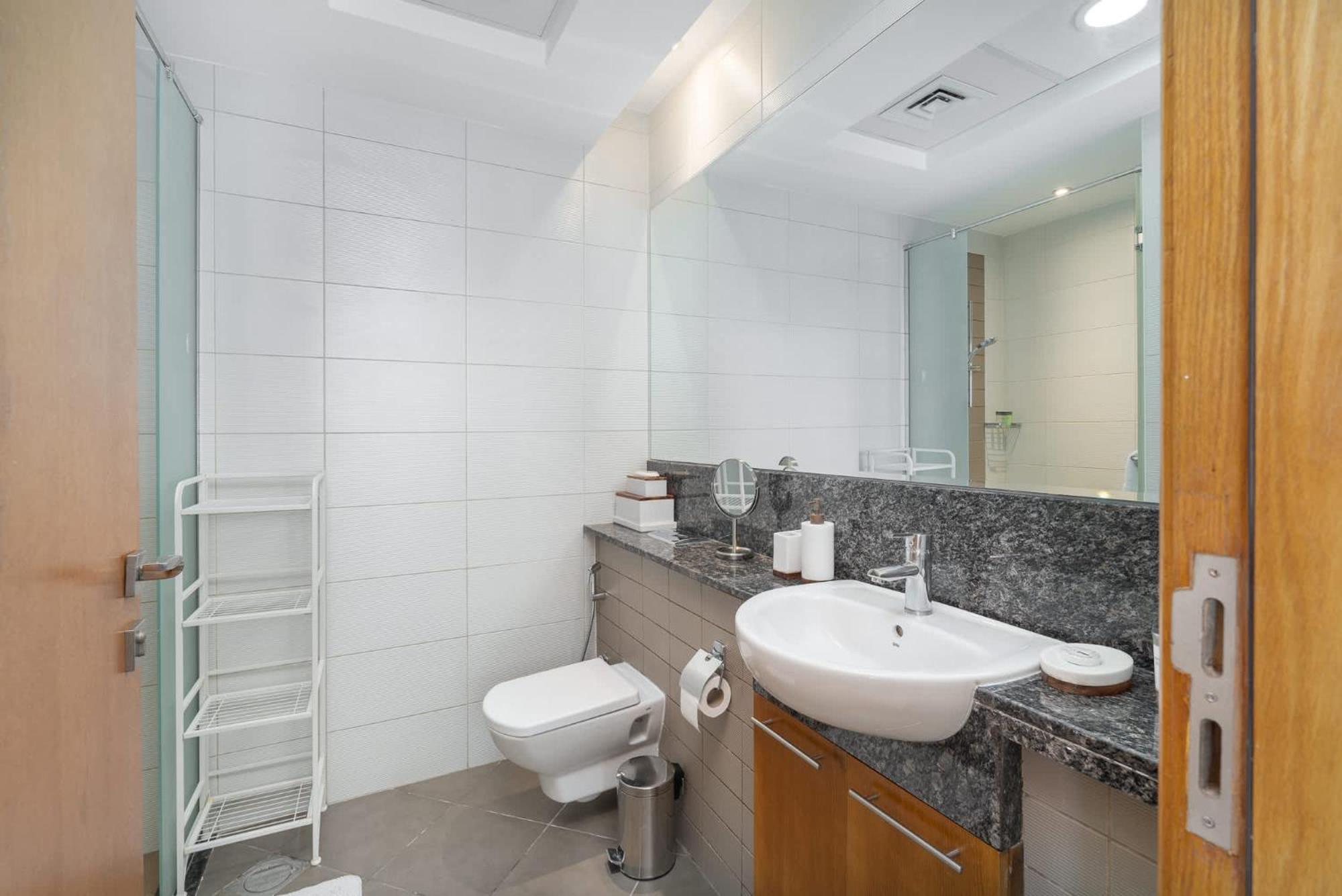 Dazzling In Business Bay With Stunning Views * Dubaï