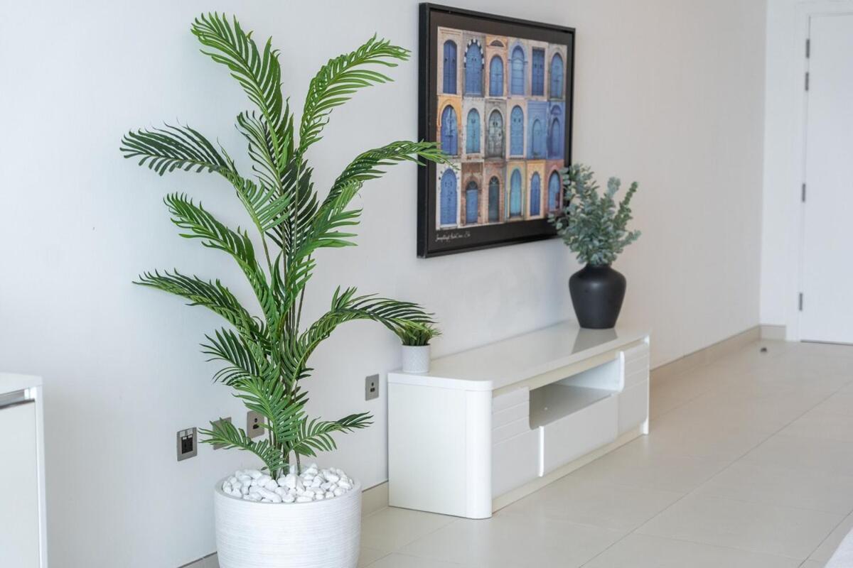 Sleeps 4 With The Palm Beach View * Dubai