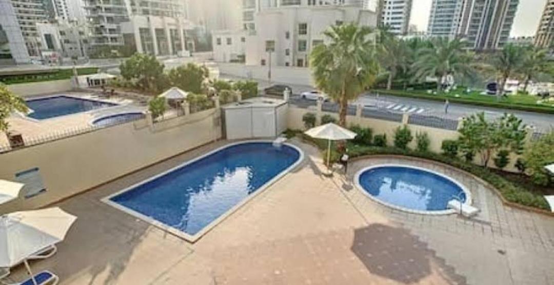 Apartemen Large Attached To Metro - Marina Diamond3 Dubai