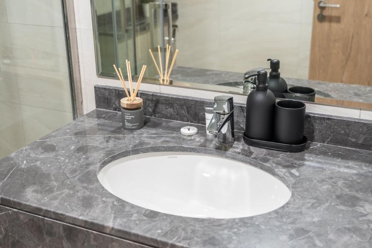 Trendy 1-bedroom In Business Bay Apartamento *