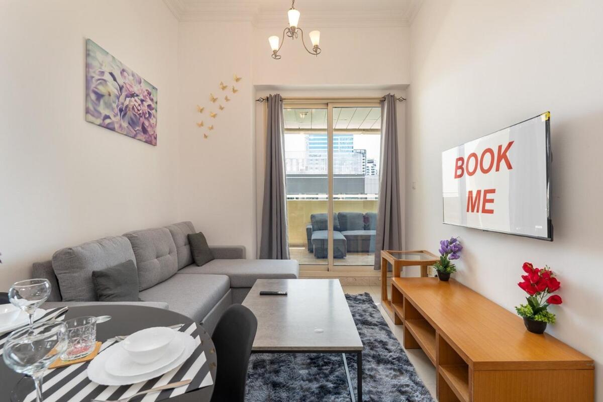 Apartament Cozy & Simple 1-bedroom Flat In Marina