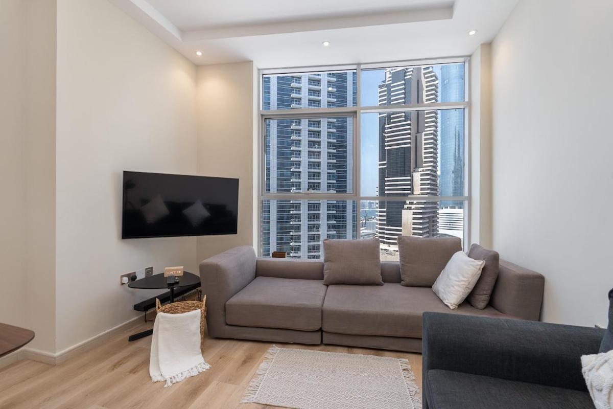 Appartement Bright 1-bedroom With View Marina *