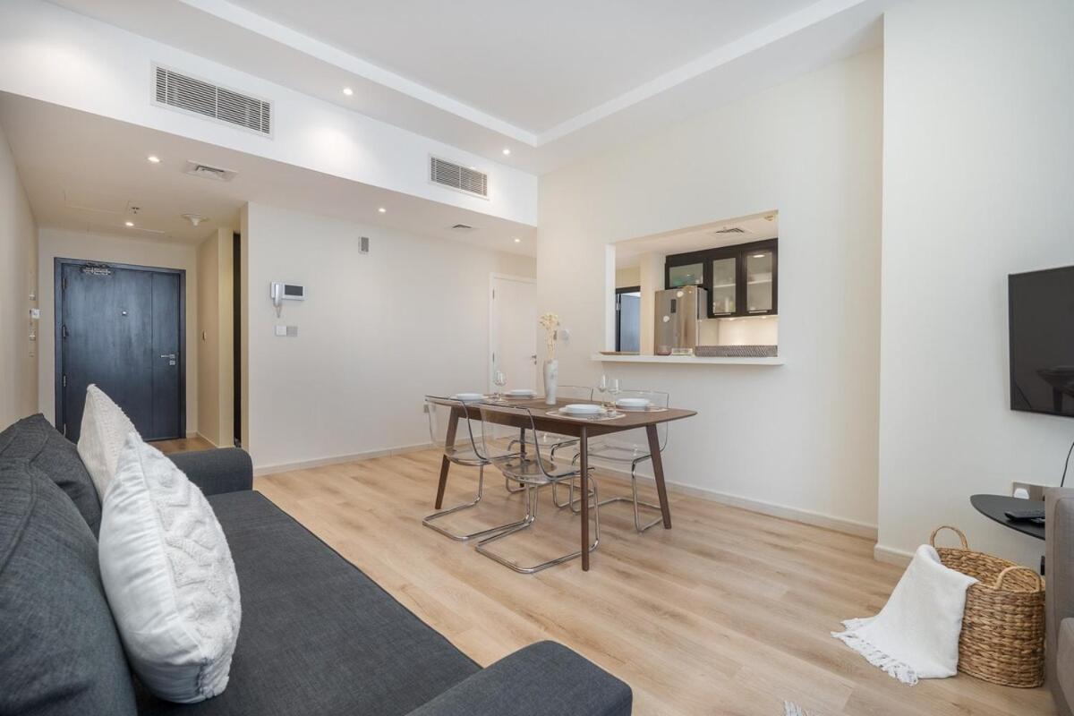 Bright 1-bedroom With View Marina Appartement *