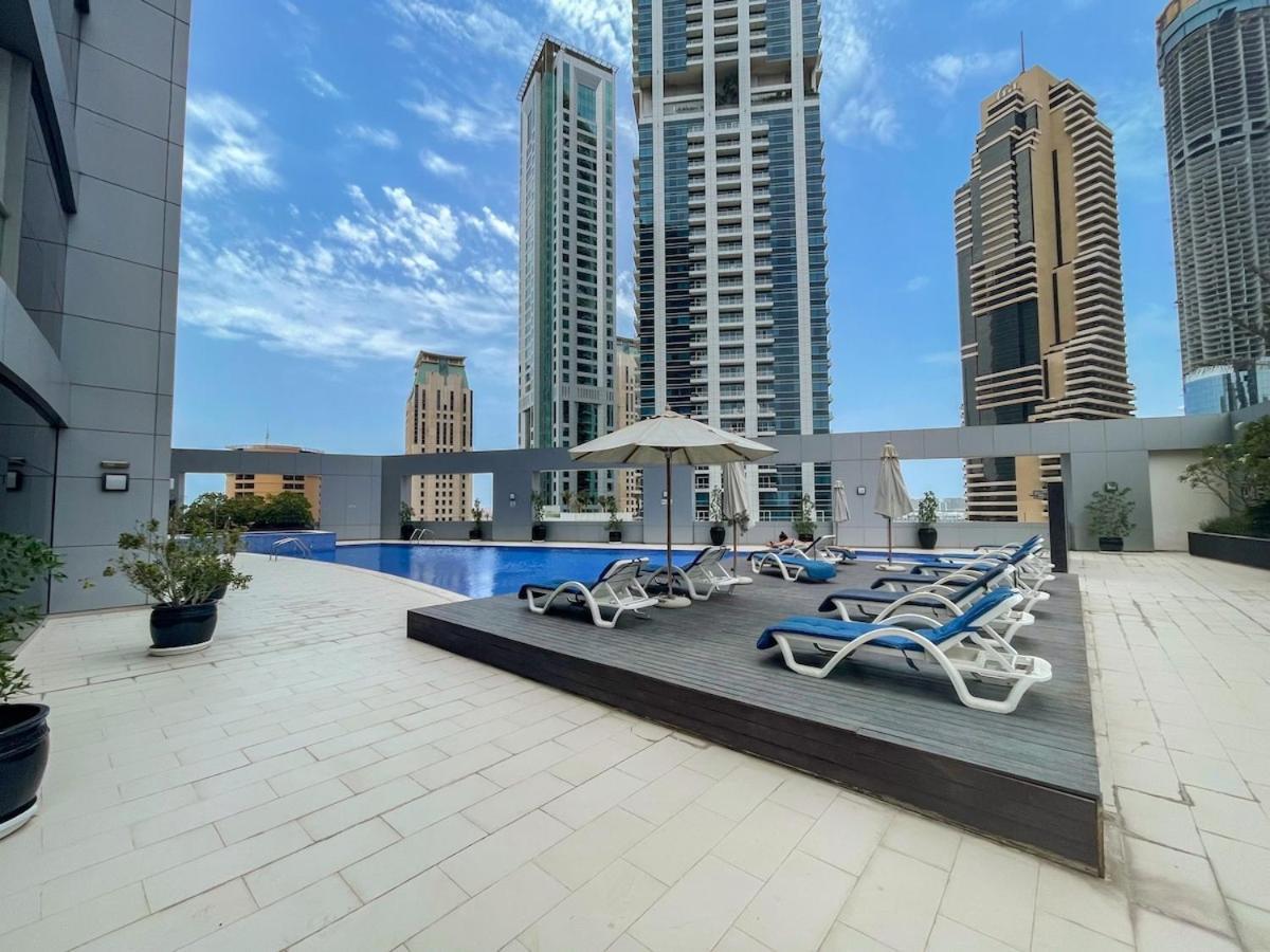 Bright 1-bedroom With View Marina * Dubaï