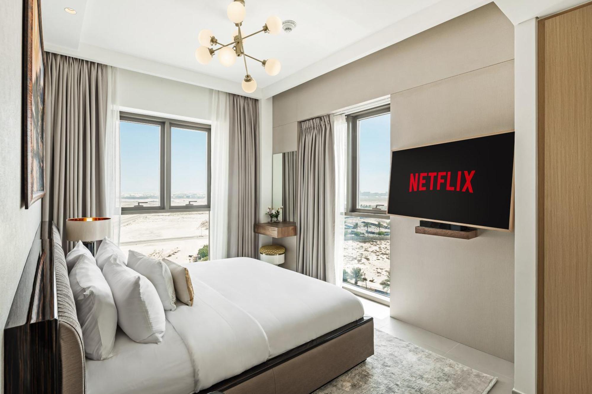 Family Friendly Luxurious Waterfront - By Dustay Appartement Dubaï