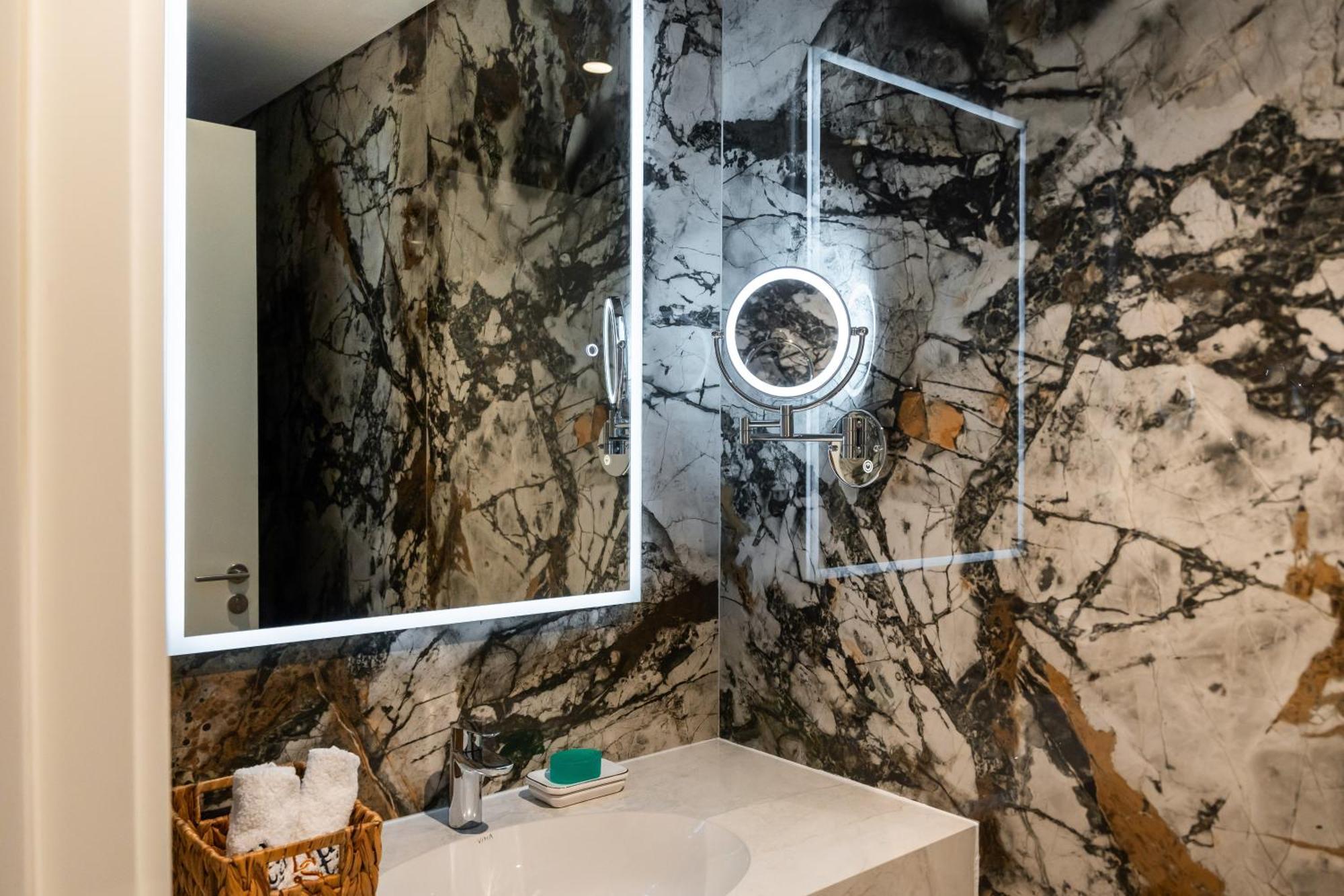 Appartement Family Friendly Luxurious Waterfront - By Dustay *