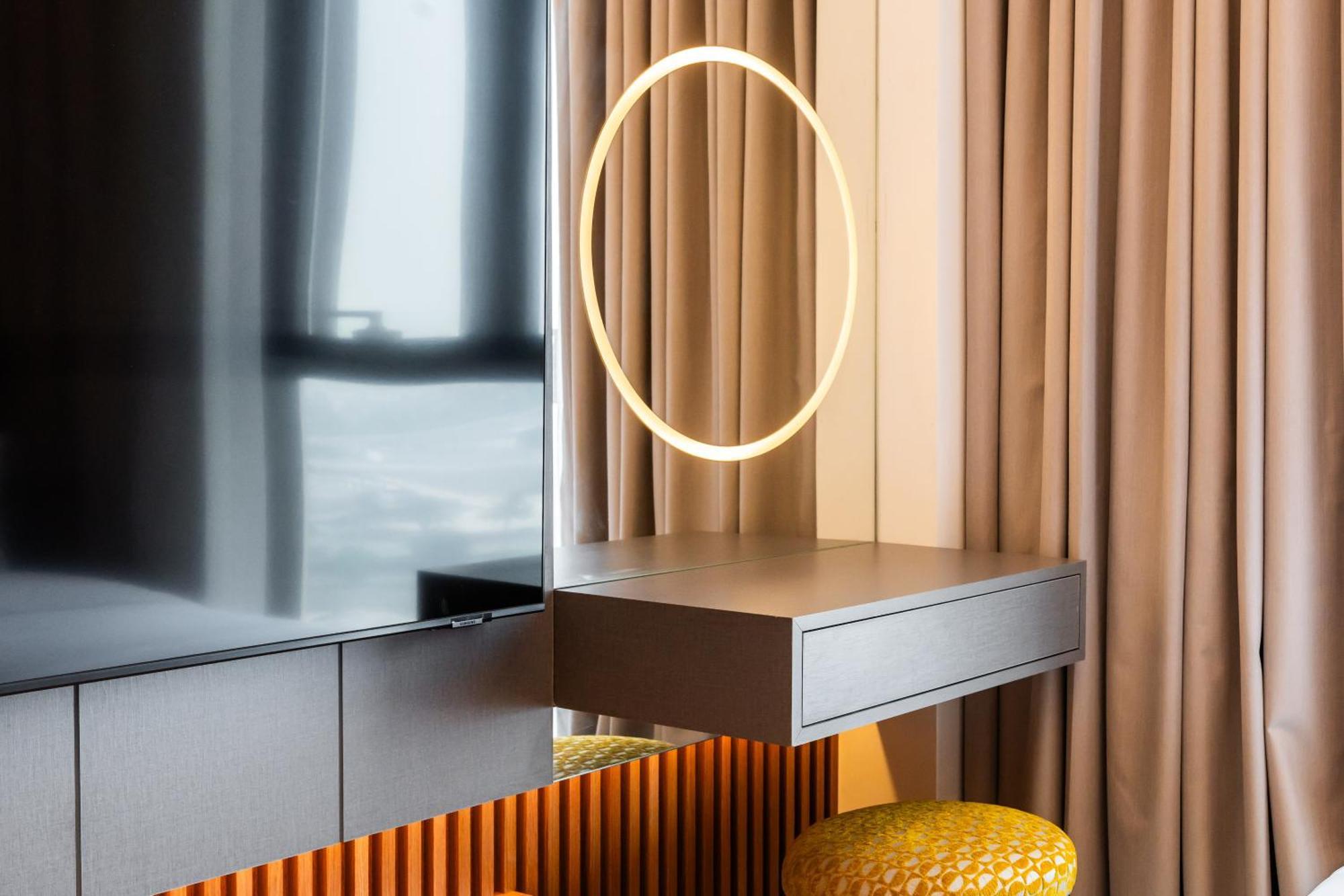 Family Friendly Luxurious Waterfront - By Dustay Appartement Dubaï
